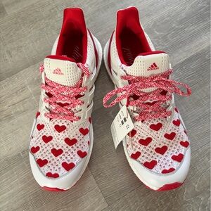 NWT Adidas Valentines UltraBoost Women’s 10
